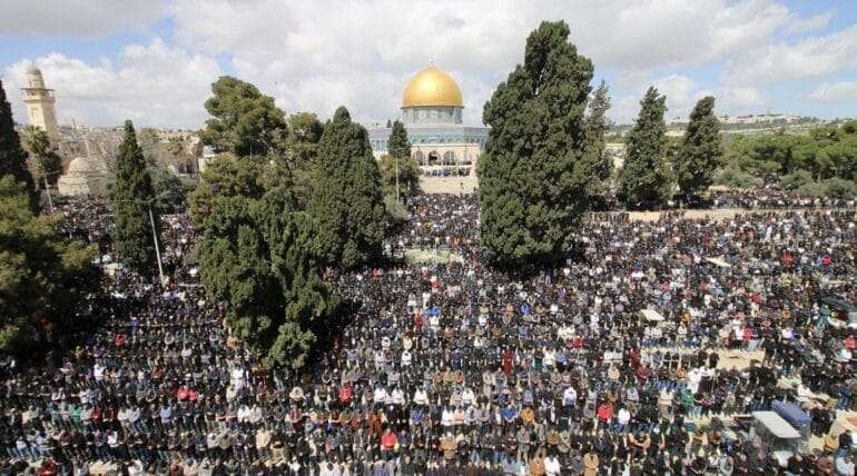 “I Cried When I Entered al-Aqsa”: A Bethlehem-Area Farmer Enters Jerusalem for the First Time in over a Year”