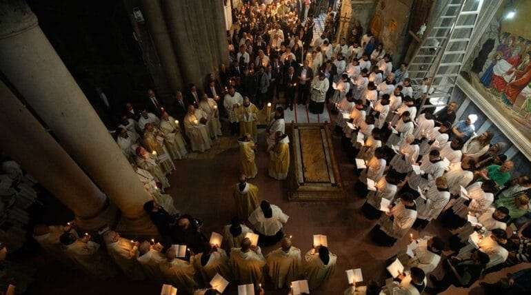 Christians Celebrate a Sepulchral Easter in Jerusalem, with Lower Turnout than Usual