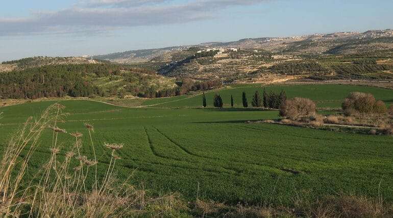 The Complex and Unresolved Status of Land in East Jerusalem
